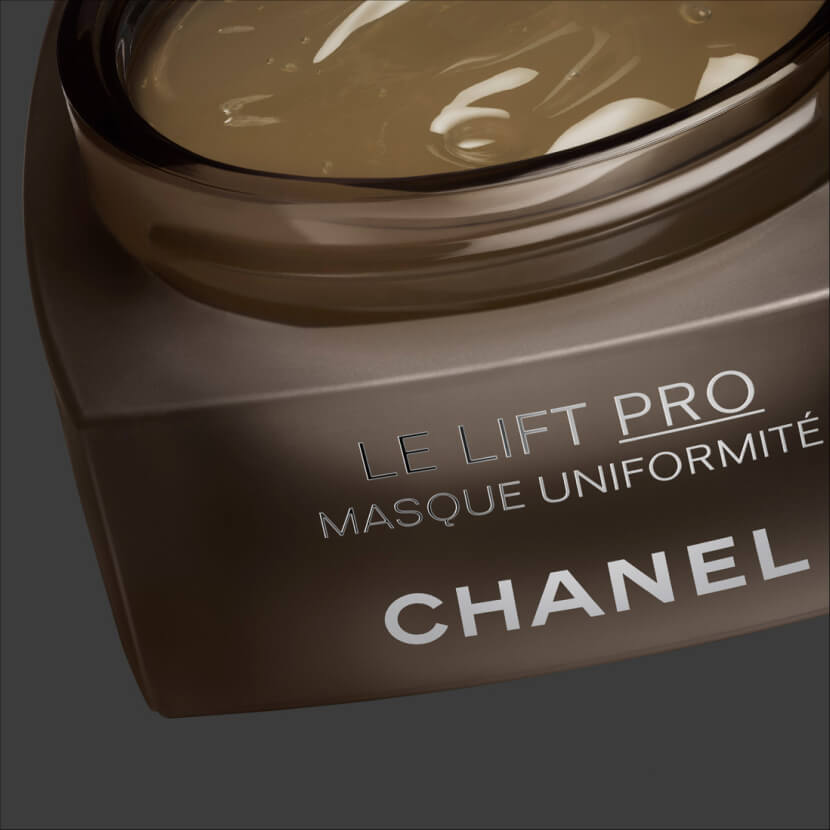 Le LIFT PRO MASQUE UNIFORMITÉ DE CHANEL
