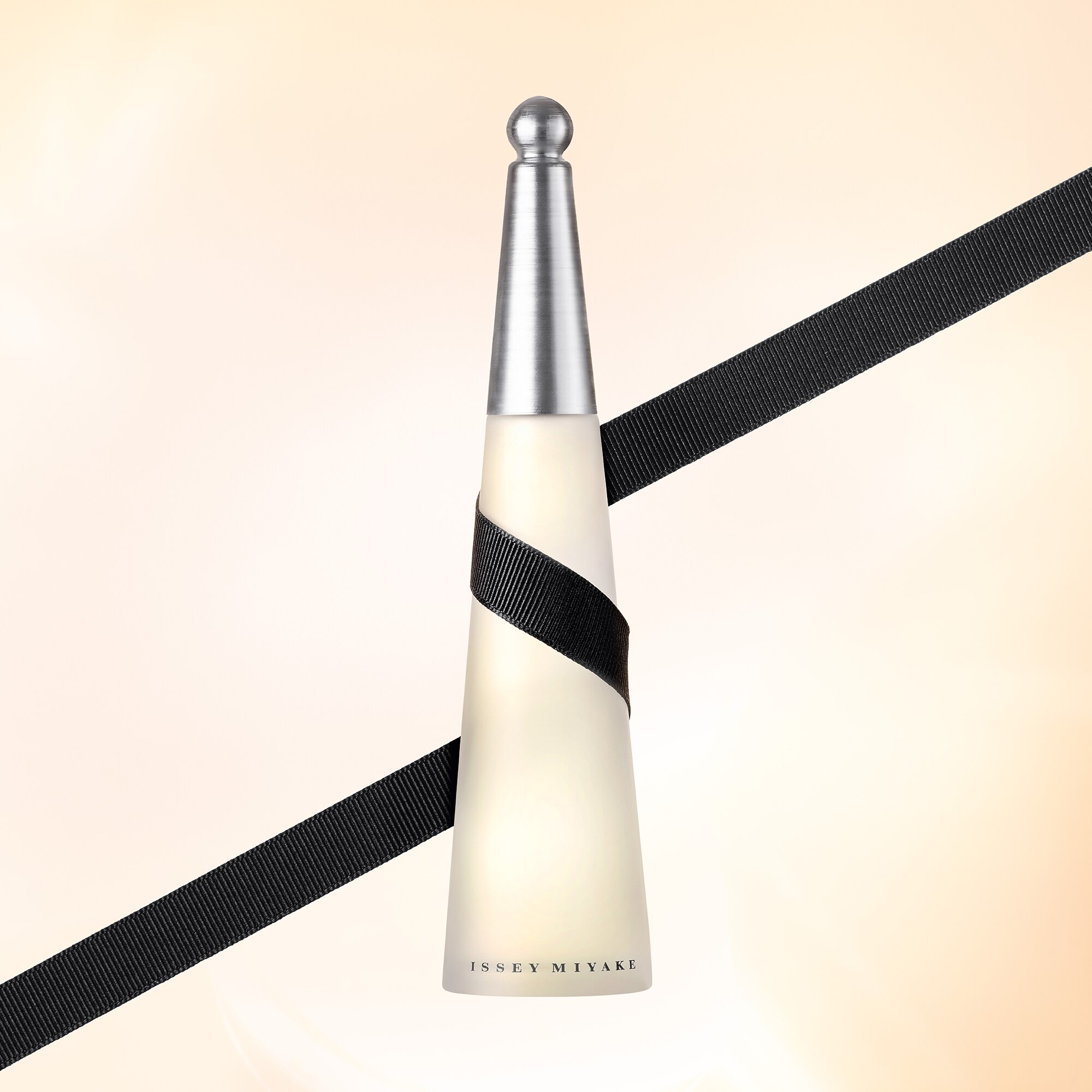 ISSEY MIYAKE