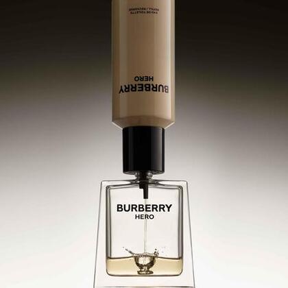 200ML BURBERRY BURBERRY HERO Eau de toilette recharge  1 of 4 