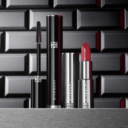  GIVENCHY LE ROUGE INTERDIT INTENSE SILK Rouge à lèvres fini soyeux couleur lumineuse - rechargeable  1 of 4 