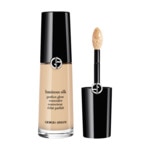  Armani LUMINOUS SILK CORRECTEUR Correcteur éclat multi-usages  1 of 3 Correcteur éclat multi-usages