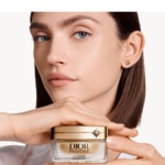 50ML DIOR DIOR PRESTIGE Recharge - la crème texture riche - soin réparateur et régénérant 3 of 4 Recharge - la crème texture riche - soin réparateur et régénérant
