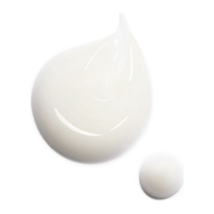 150mL CHANEL LE LAIT FRAÎCHEUR D’EAU LAIT-EAU DÉMAQUILLANT ANTI-POLLUTION  1 of 2 