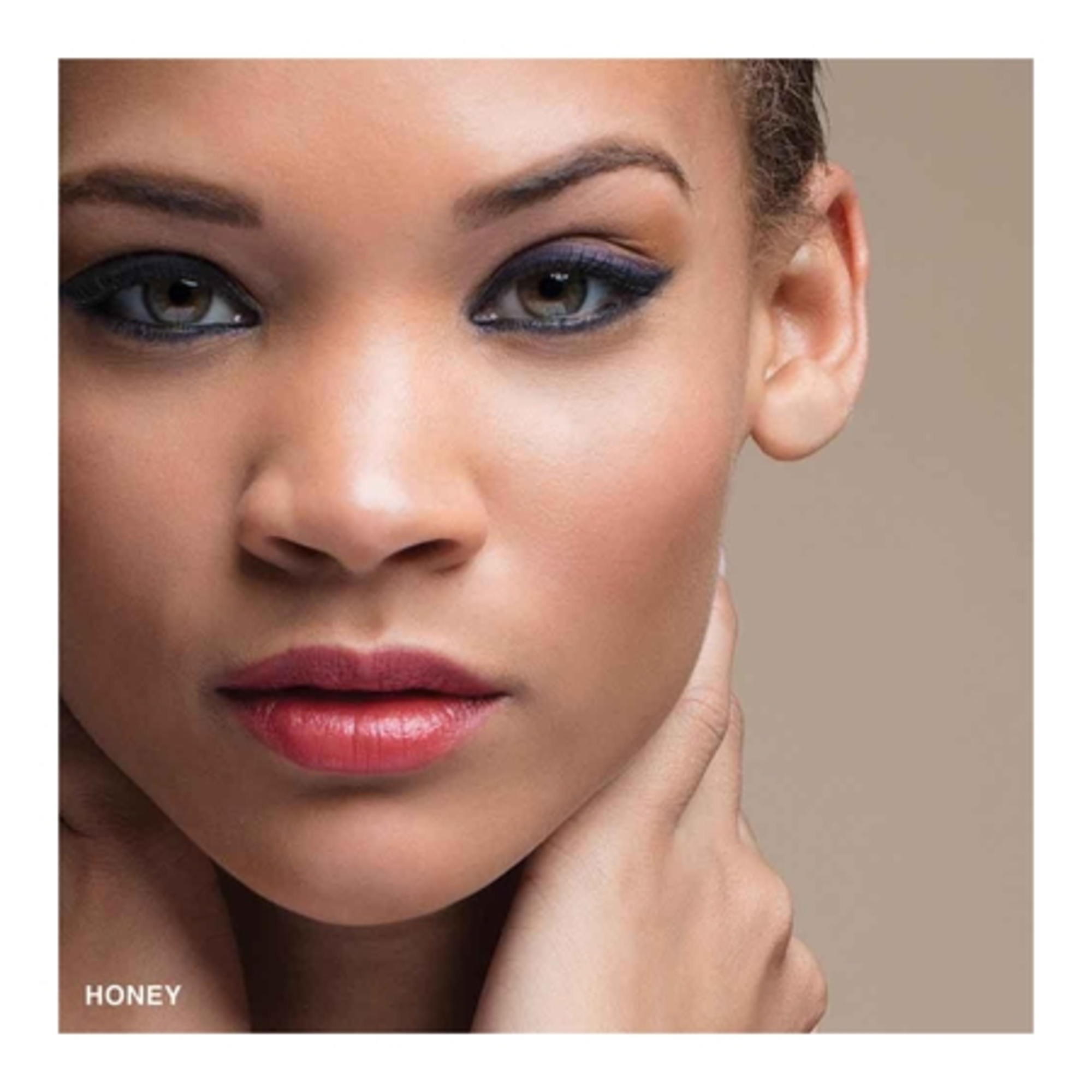 Fond de teint stick hydratant multi-usage