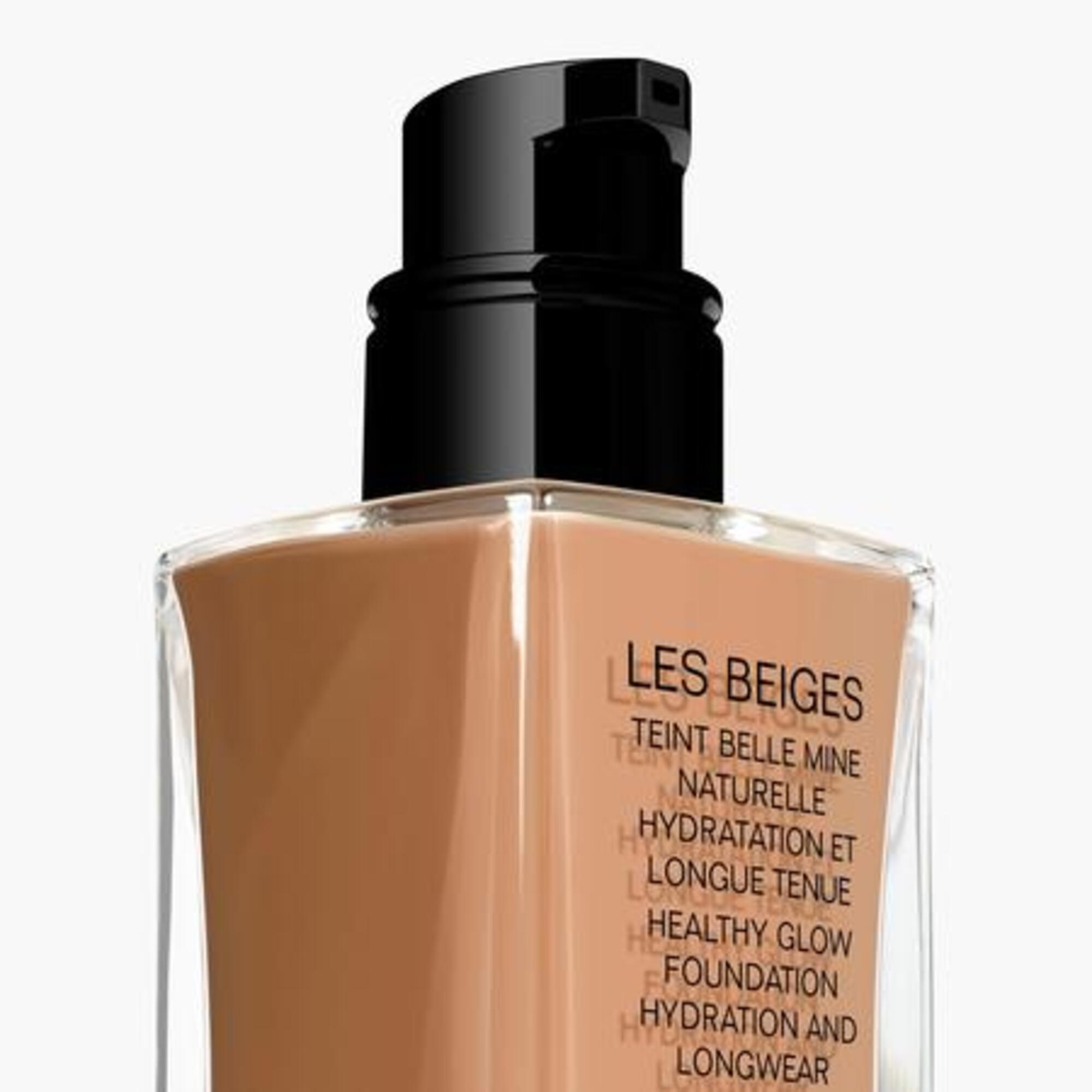  CHANEL LES BEIGES Teint belle mine naturelle hydratation et longue tenue  1 of 4 