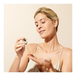 30mL Nuxe Super Serum [10] Le concentré anti-âge universel à l'acide hyaluronique  3 of 4 Le concentré anti-âge universel à l'acide hyaluronique