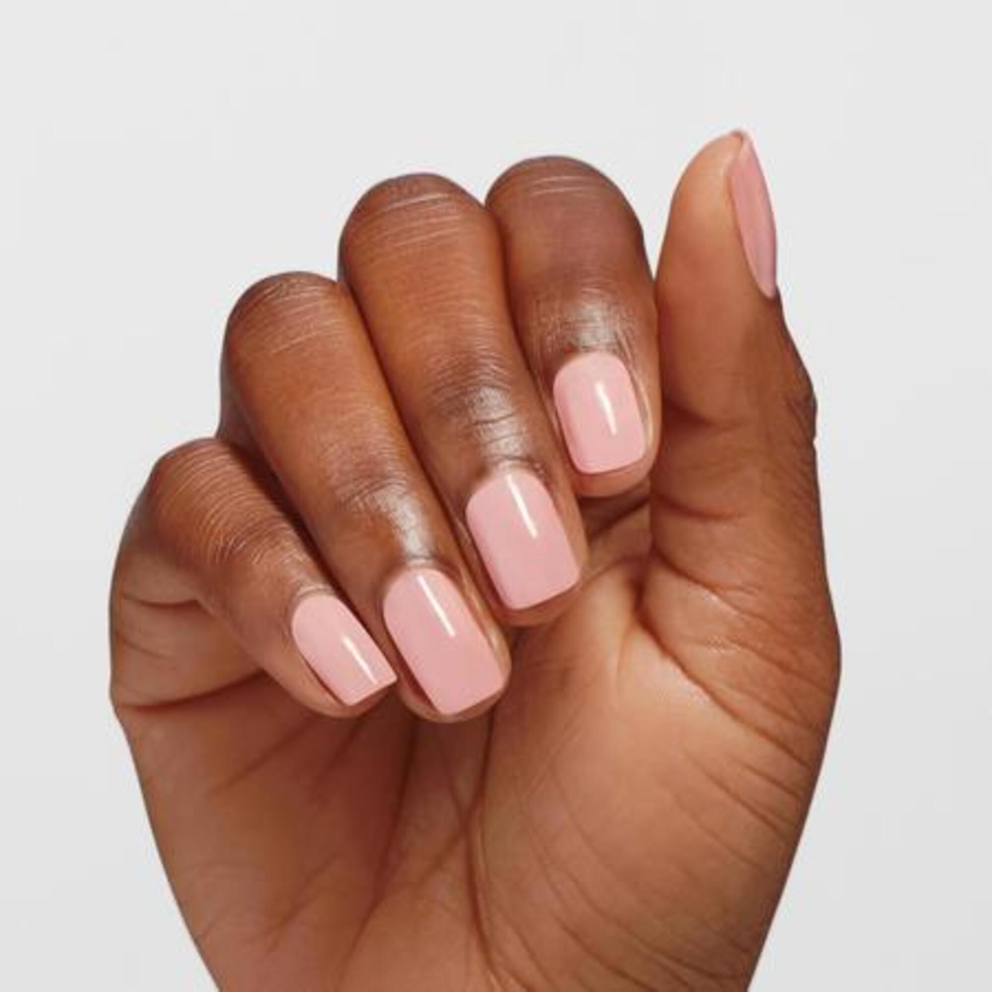 Vernis à ongles longue durée effet gel