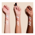 Armani EYE TINT Fluide à paupières, tenue 16h 3 of 3 Fluide à paupières, tenue 16h