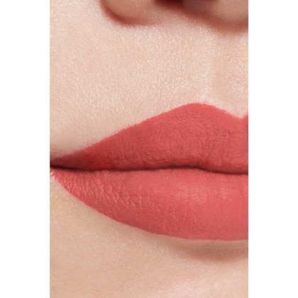 Le rouge liquide mat intense ultra tenue