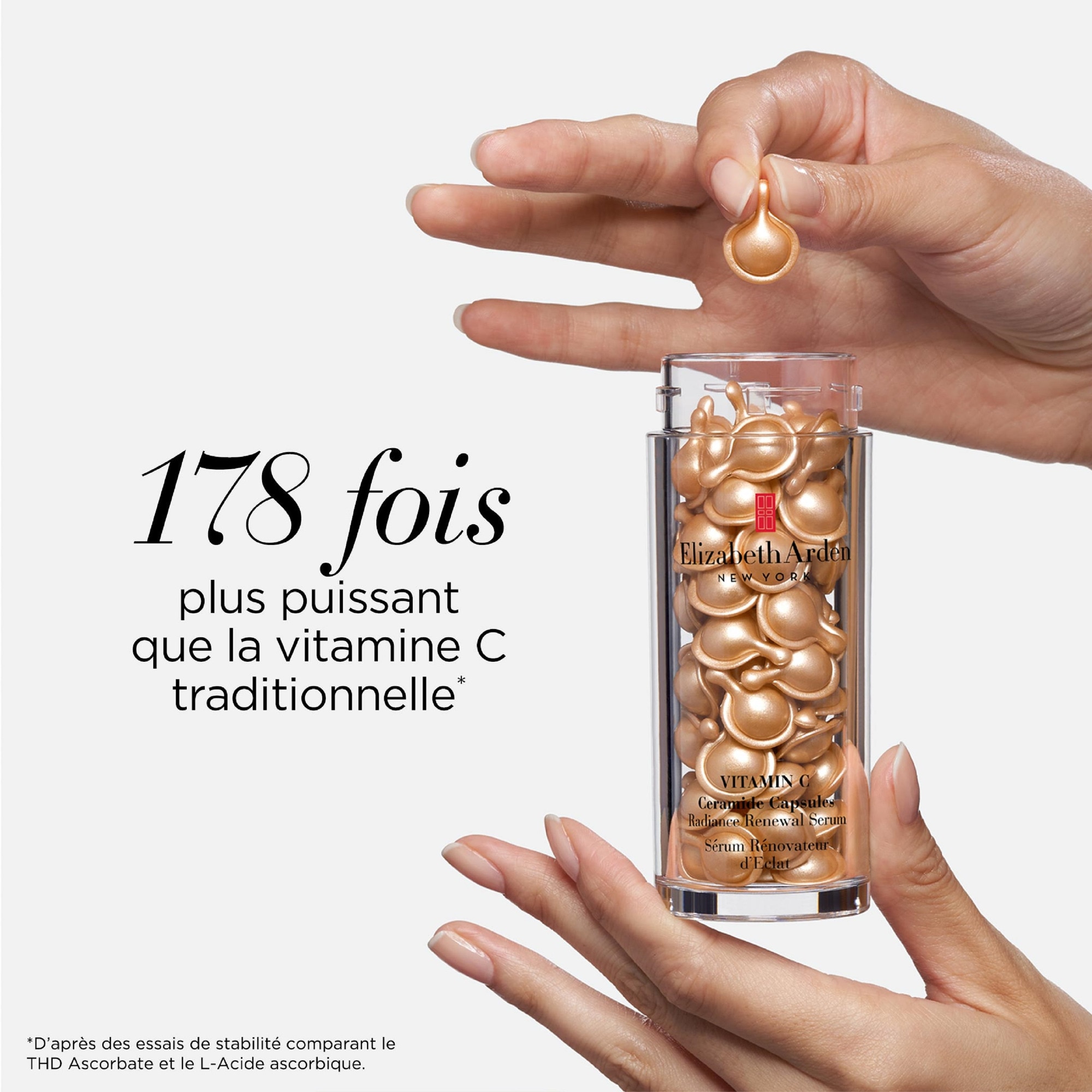 90Capsules Elizabeth Arden CERAMIDE Vitamine c ceramide capsules - sérum rénovateur d'éclat  1 of 4 
