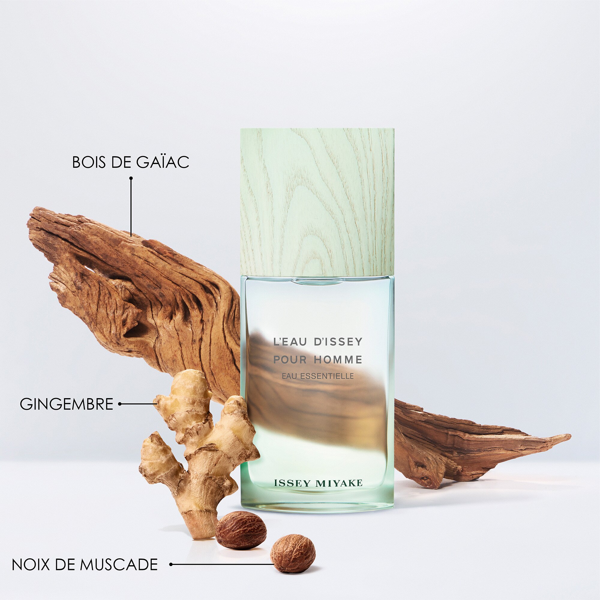 125ML Issey Miyake L'EAU D'ISSEY POUR HOMME EAU ESSENTIELLE Eau de parfum 1 of 4