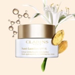 50ML Clarins NUTRI LUMIERE Crème revitalisante, anti-taches spf15 3 of 4 Crème revitalisante, anti-taches spf15