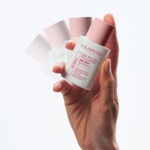 30ML Clarins UV PLUS Uv plus skin barrier spf 50+ et anti-pollution - écran quotidien multi-protection 6-en-1 3 of 4 Uv plus skin barrier spf 50+ et anti-pollution - écran quotidien multi-protection 6-en-1