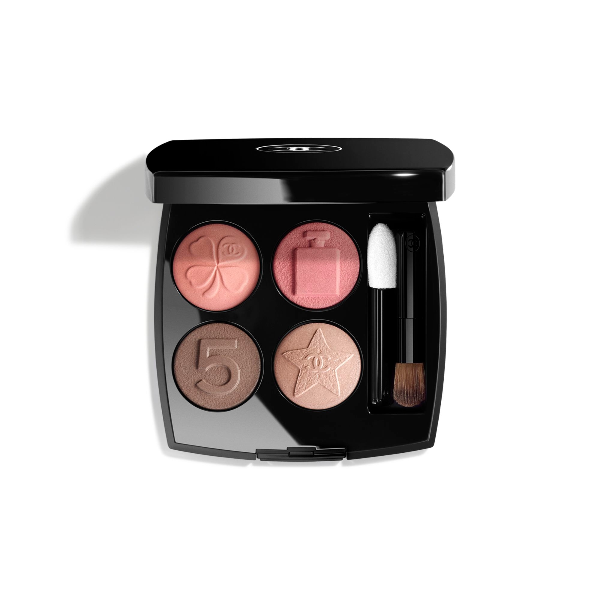 Chanel - Les 4 Ombres - Boutons - Boutons Mademoiselle 94 €