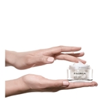 50ml Filorga SKIN-UNIFY Crème anti-tâches visage  2 of 4 Crème anti-tâches visage