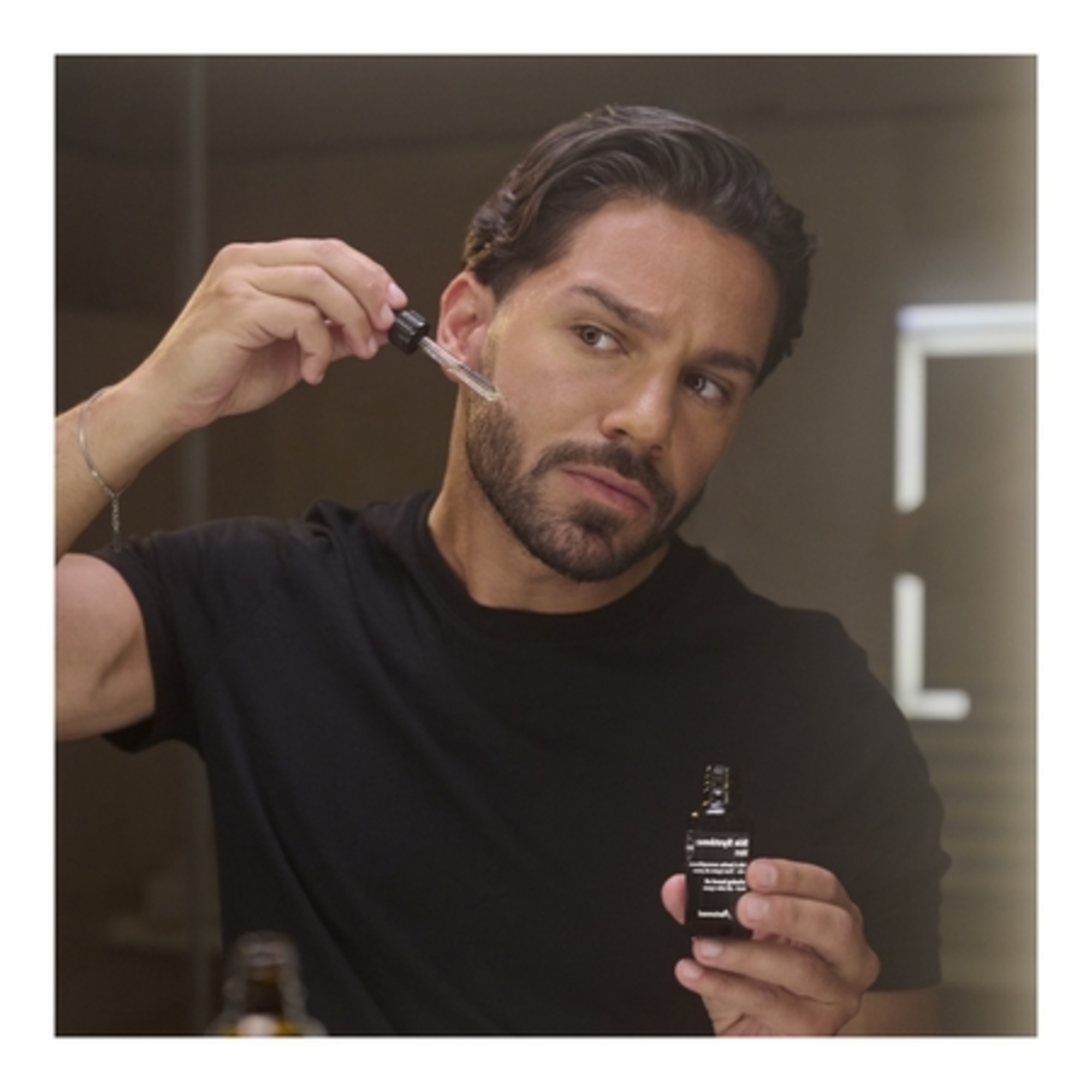 30ML MARIONNAUD SKIN SYSTÈME MEN Huile à barbe assouplissante  4 of 4 Huile à barbe assouplissante
