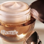 15ML La Mer GENAISSANCE La crème ultime contour des yeux et lèvres 3 of 4 La crème ultime contour des yeux et lèvres
