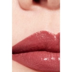 CHANEL ROUGE COCO Le rouge satiné soin hydratant et lissant longue tenue 4 of 4 Le rouge satiné soin hydratant et lissant longue tenue