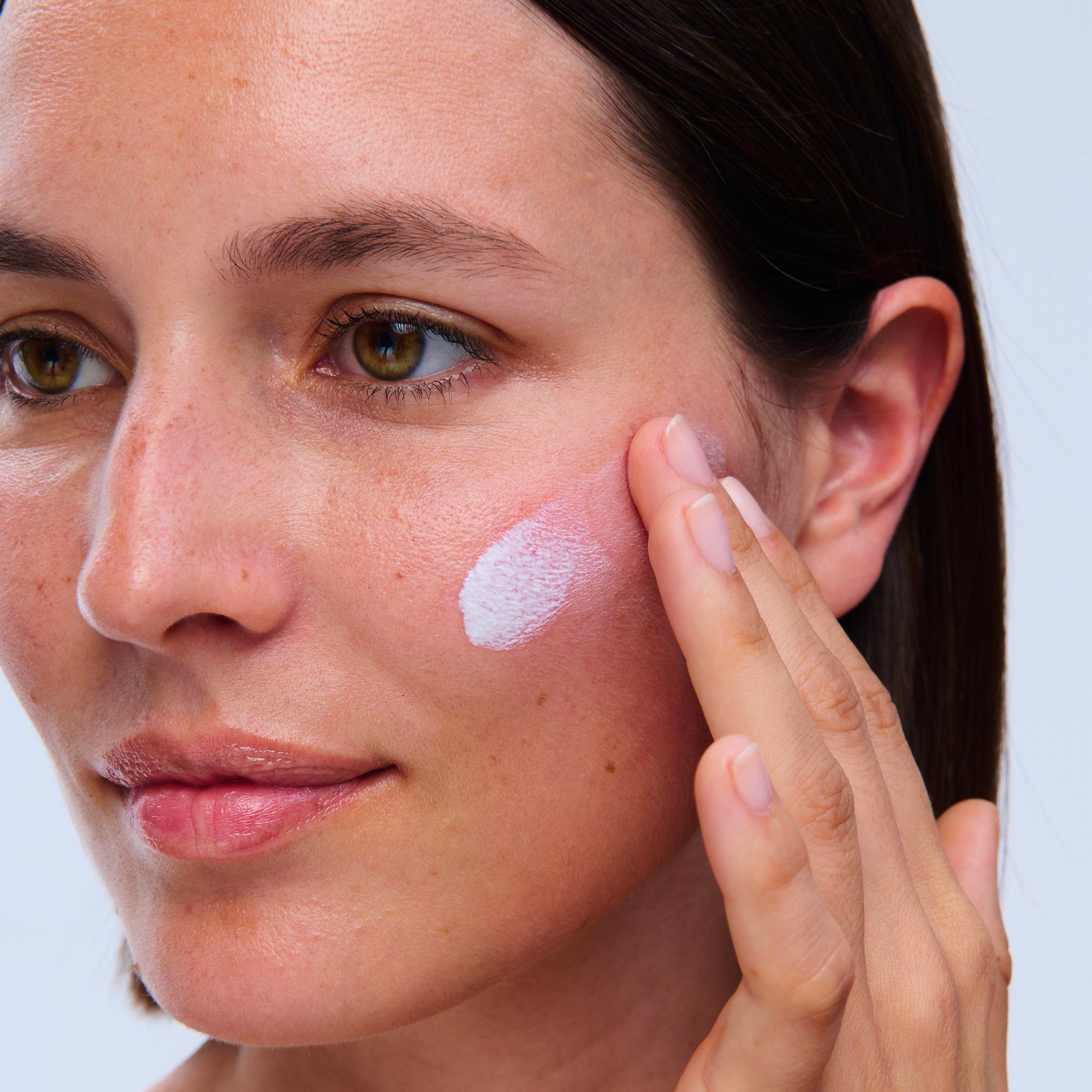 Uv plus skin barrier spf 50+ et anti-pollution ? écran quotidien multi-protection  6-en-1