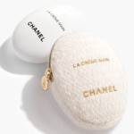 50ml CHANEL LA CRÈME MAIN Nourrit - adoucit - illumine - édition limitée 2 of 4 Nourrit - adoucit - illumine - édition limitée