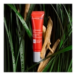 15ML Clarins CLARINSMEN Gel énergisant yeux à l'extrait de ginseng rouge  3 of 4 Gel énergisant yeux à l'extrait de ginseng rouge
