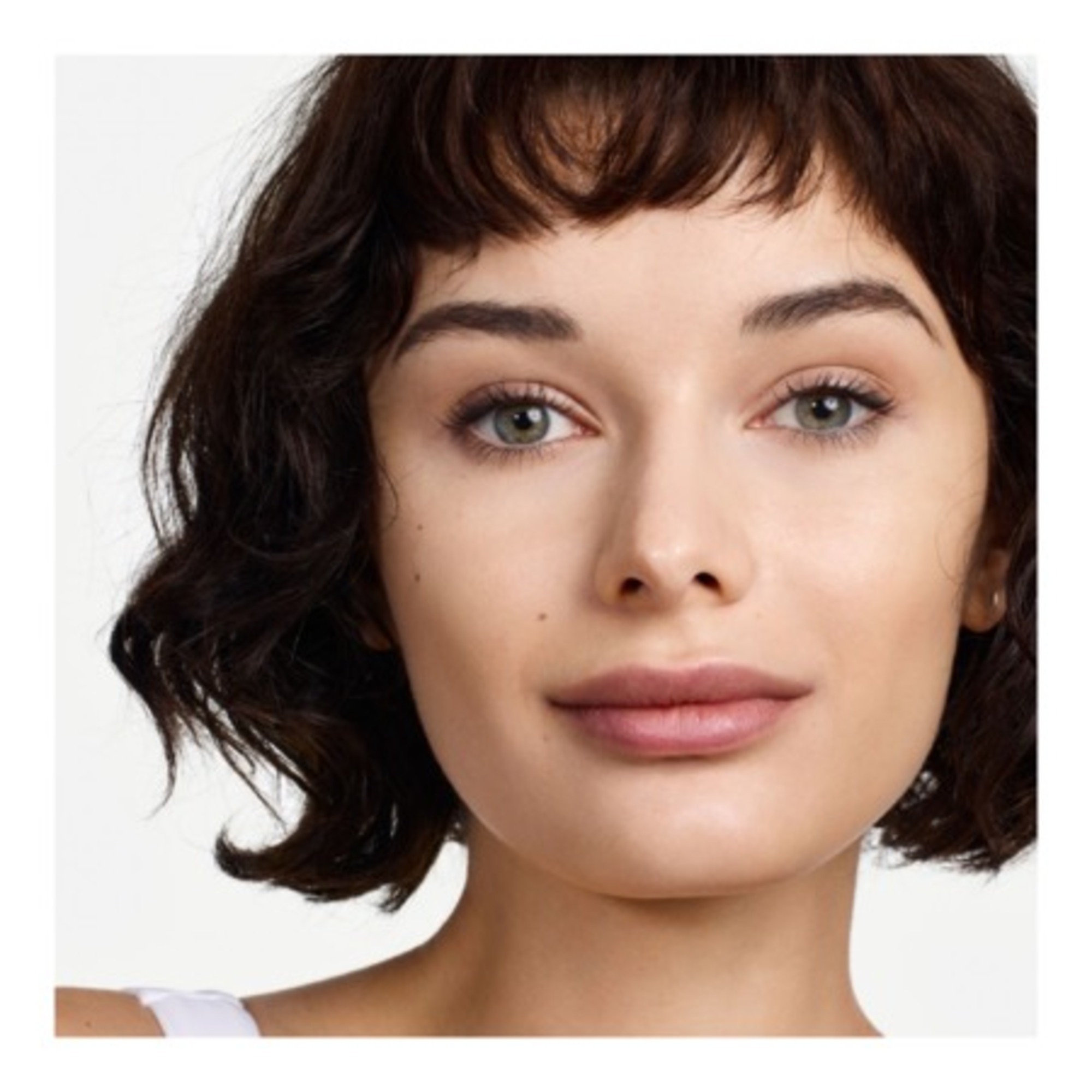 Fond de teint éclat correction teint SPF 15