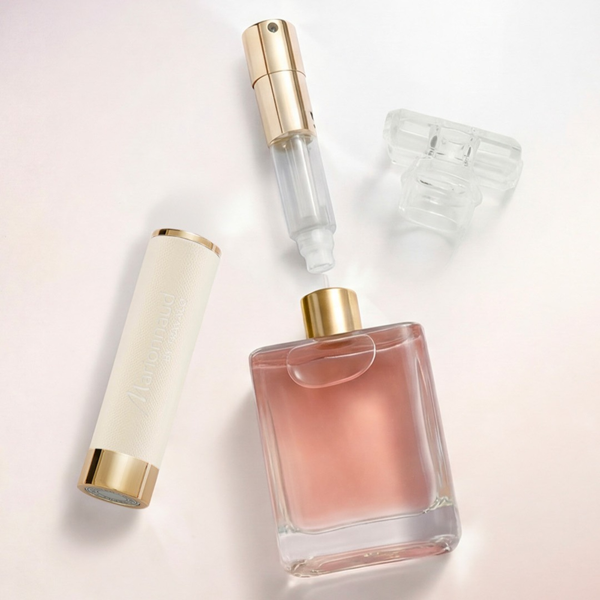  Marionnaud 1984 ACCESSOIRES Le vaporisateur de parfum  1 of 3 