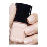  CHANEL LE VERNIS Couleur et brillance longue tenue  4 of 4 Couleur et brillance longue tenue
