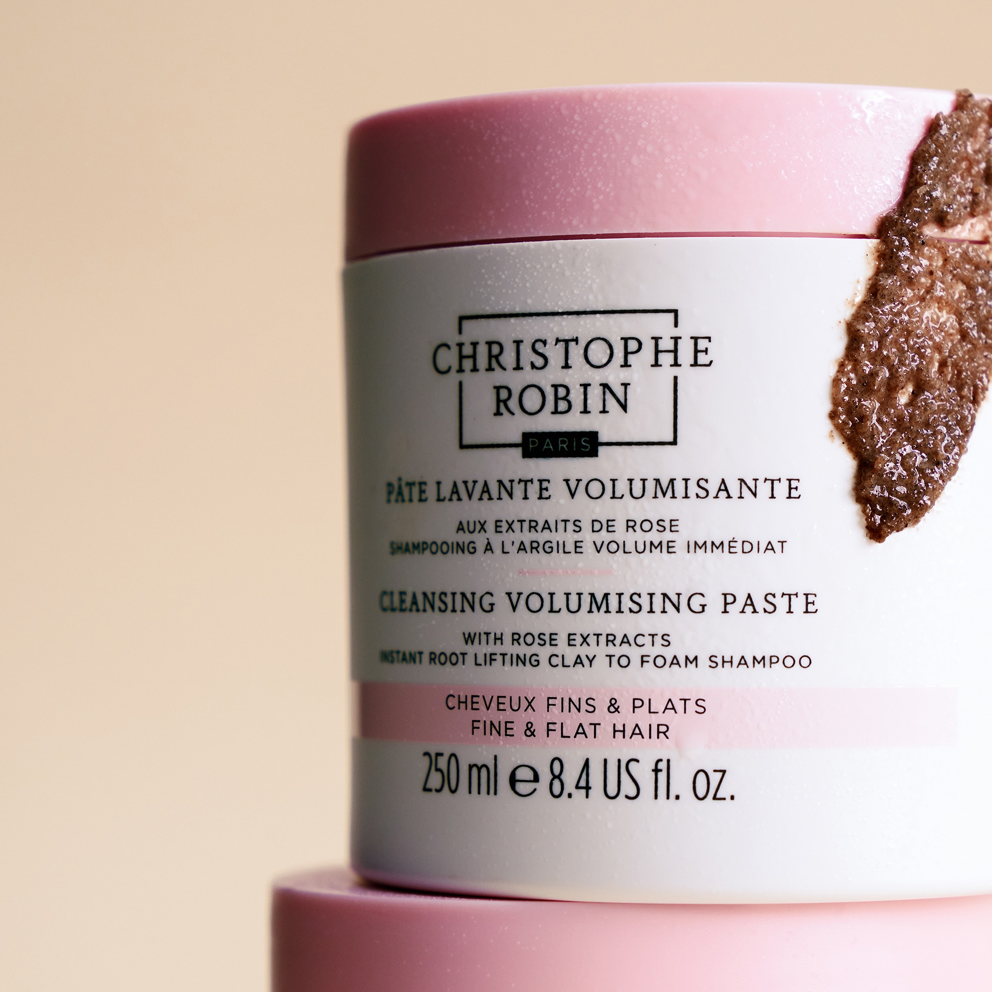 Pâte lavante volumisante aux extraits de rose