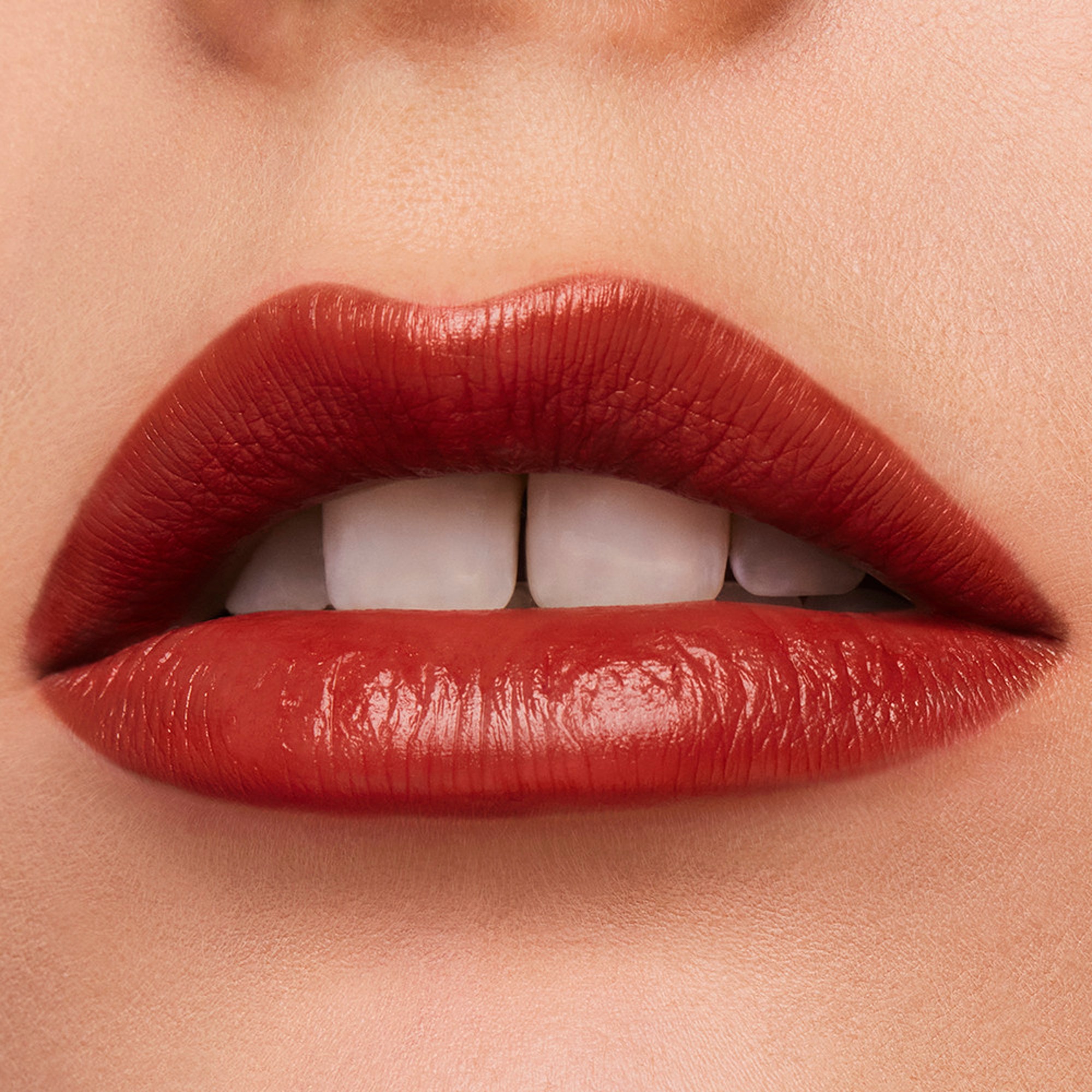 Rouge à lèvres crème