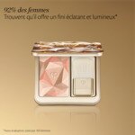  CLÉ DE PEAU BEAUTÉ TEINT Le réhausseur d'éclat  4 of 5 Le réhausseur d'éclat