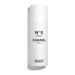 150ML CHANEL N°5 Un vaporisateur parfumant pour le corps et les cheveux - all over  1 of 1 Un vaporisateur parfumant pour le corps et les cheveux - all over