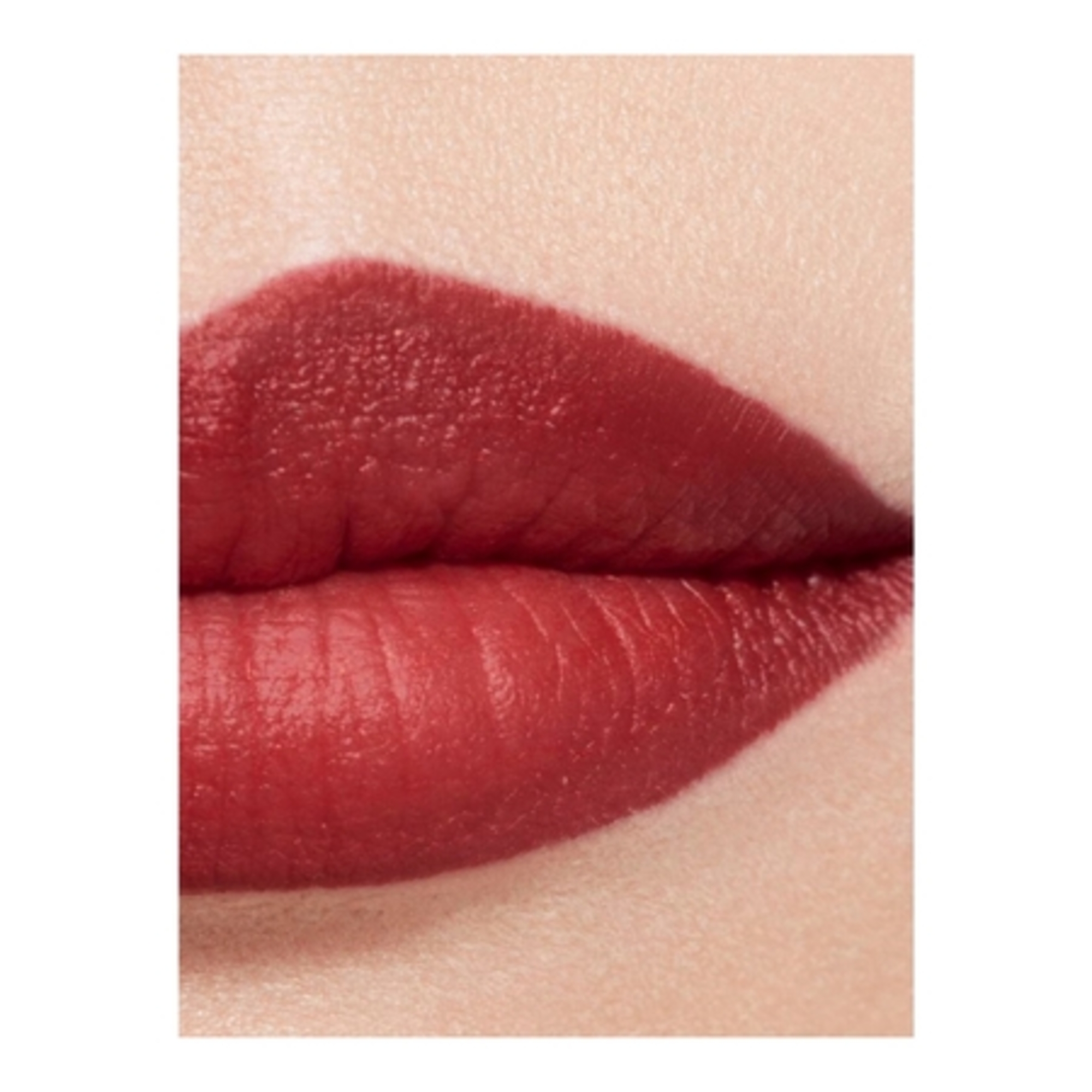 Le rouge velours lumineux