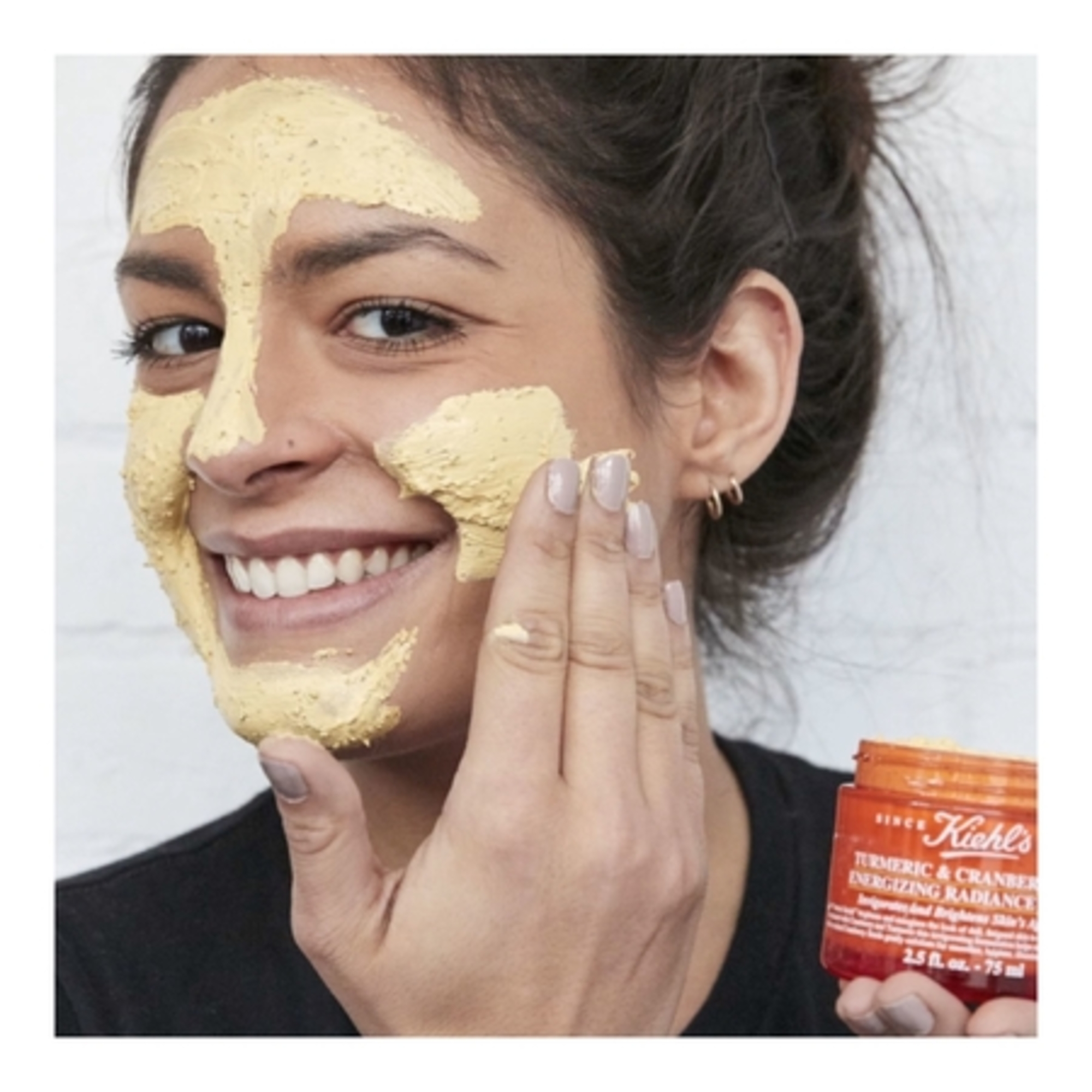 Masque exfoliant éclat instantané à base de curcuma & cranberry