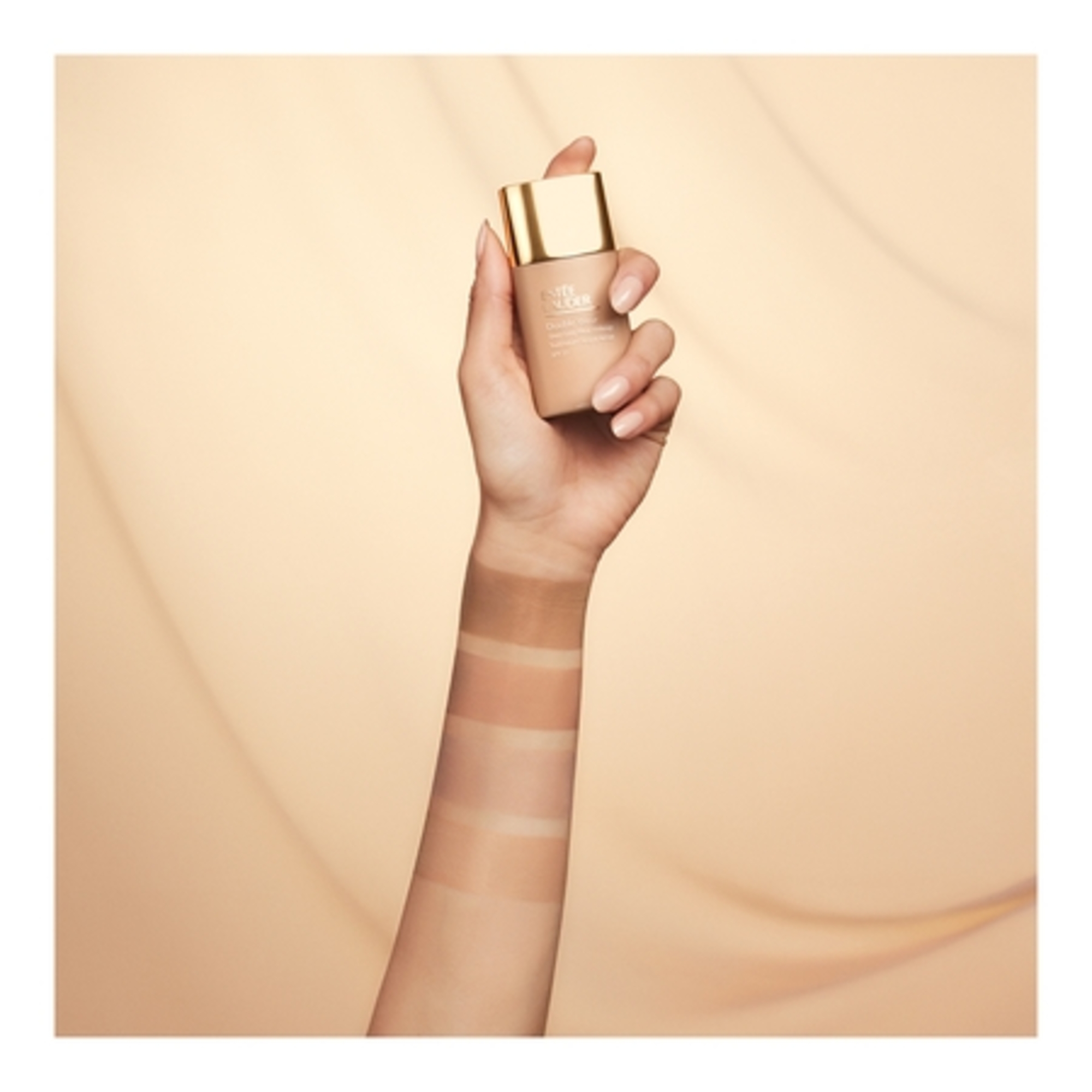 Fond de teint fini mat lumineux