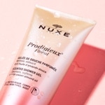 200ML Nuxe PRODIGIEUX® FLORAL Gelée de douche délicate  3 of 4 Gelée de douche délicate