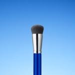  La Prairie COMPLEXION PINCEAU Pinceau pour fond de teint liquide  2 of 3 Pinceau pour fond de teint liquide