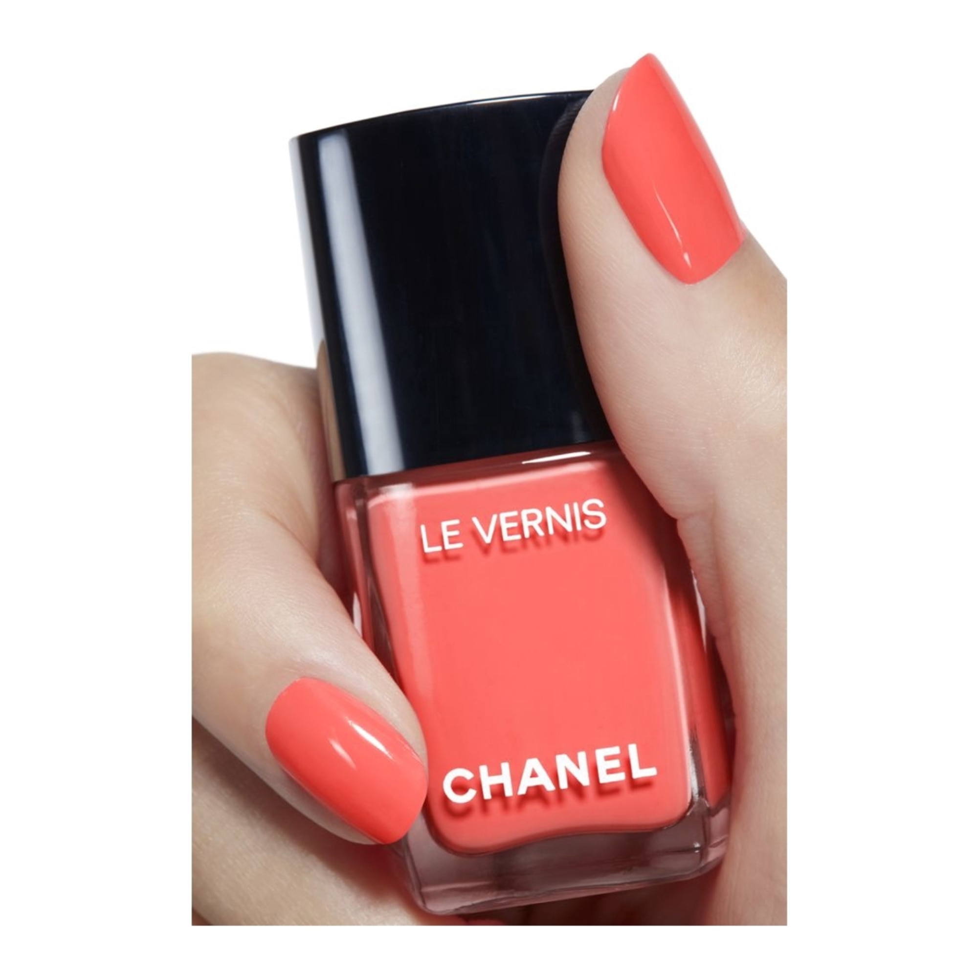  CHANEL LE VERNIS Couleur et brillance longue tenue  1 of 4 