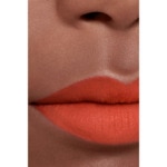 CHANEL ROUGE ALLURE LIQUID VELVET Le rouge liquide mat intense ultra tenue 4 of 4 Le rouge liquide mat intense ultra tenue