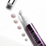 14ML Sisley ROSE NOIRE Fluide contour des yeux à la rose noire  2 of 4 Fluide contour des yeux à la rose noire