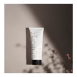 200ML ST TROPEZ GRADUAL TAN CLASSIC Lotion bronzante fermeté corps - léger/moyen  2 of 3 Lotion bronzante fermeté corps - léger/moyen
