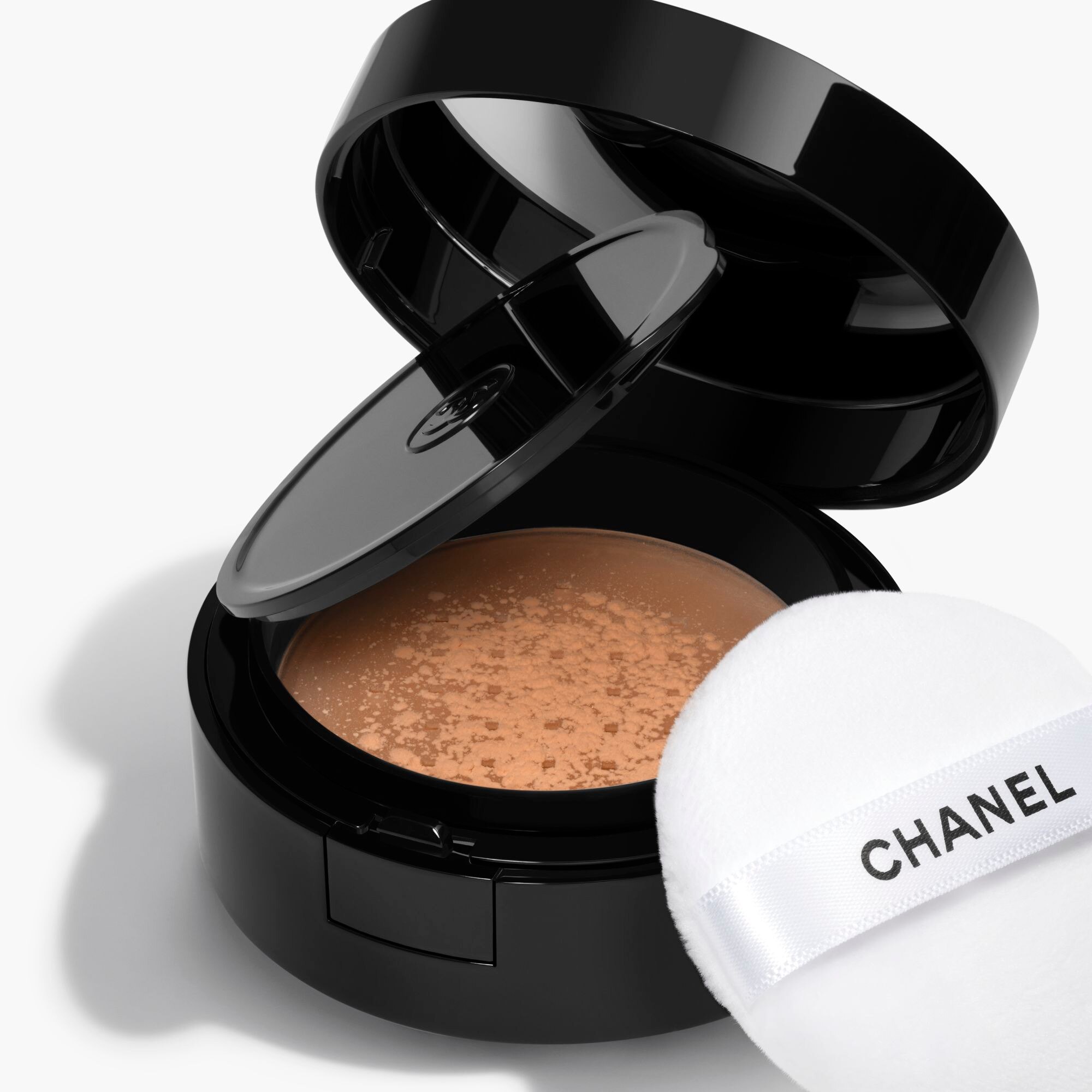  CHANEL POUDRE UNIVERSELLE LIBRE Poudre libre fini naturel  1 of 4 