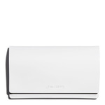  Shiseido LES ESSENTIELS Retouches Matifiantes  2 of 3 Retouches Matifiantes