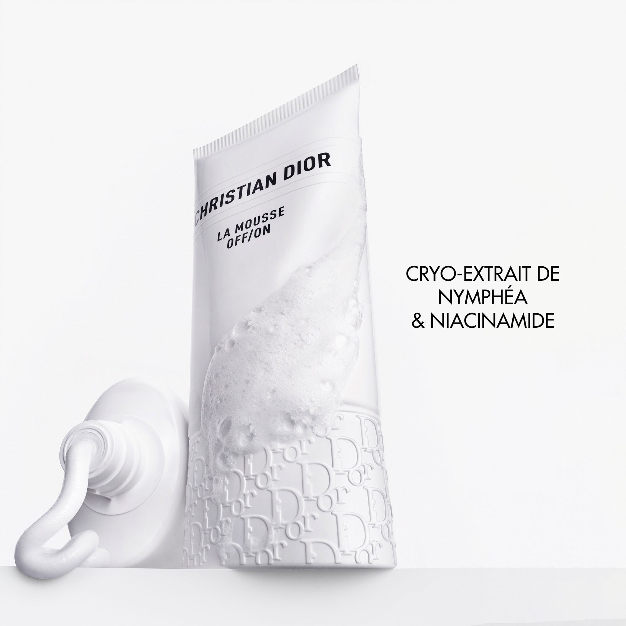 150ML DIOR SKIN ESSENTIALS La mousse off/on mousse nettoyante et purifiante  1 of 4 