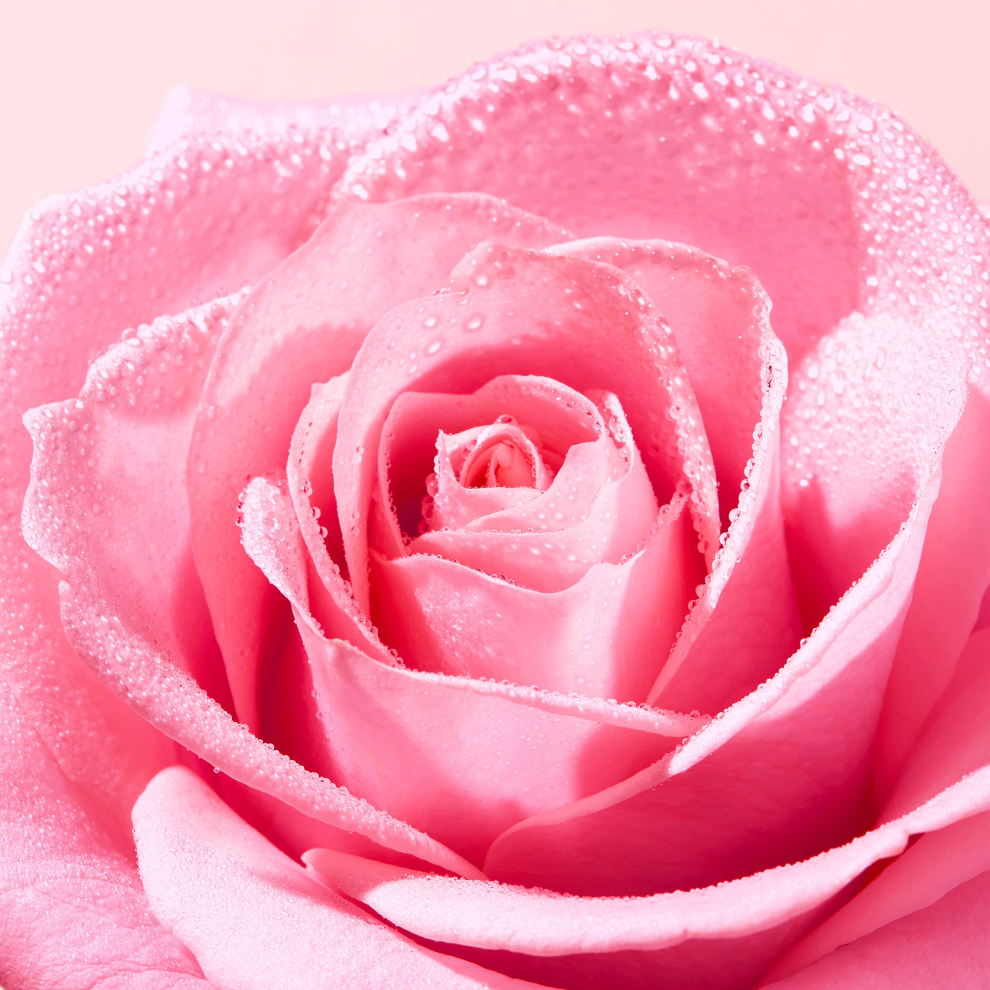 Eau micellaire démaquillante apaisante