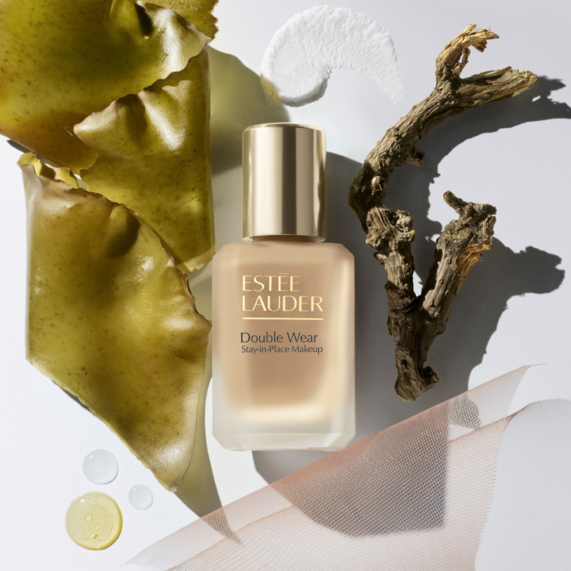  Estée Lauder DOUBLE WEAR Fond de teint  1 of 4 