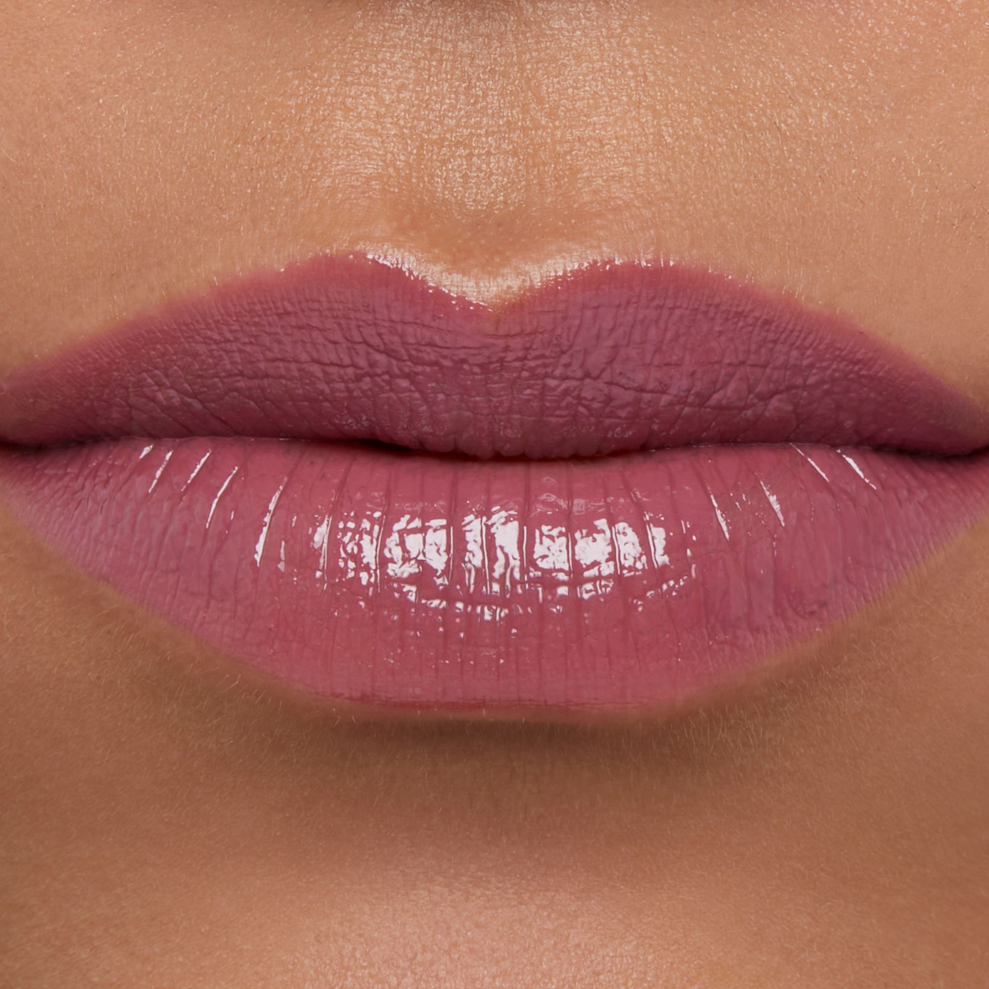  CLÉ DE PEAU BEAUTÉ LÈVRES Rouge à lèvres fini satiné  1 of 4 