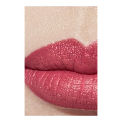 LE ROUGE VELOURS LUMINEUX