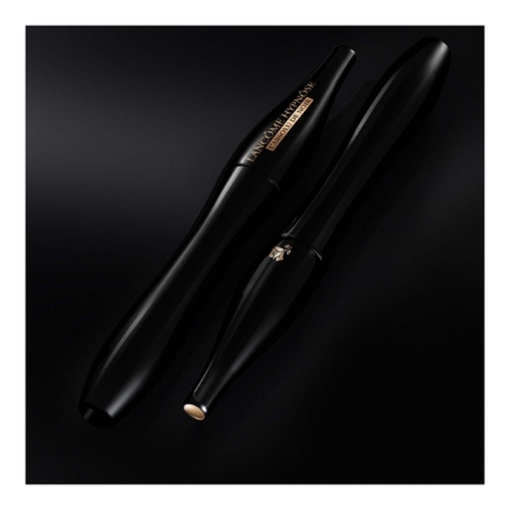 Mascara volume sur-mesure ultra noir