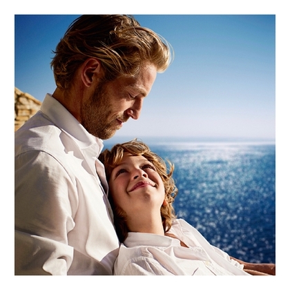 Coffret eau de toilette + shampooing + vaporisateur voyage